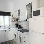 Sgs Luxury Apartment