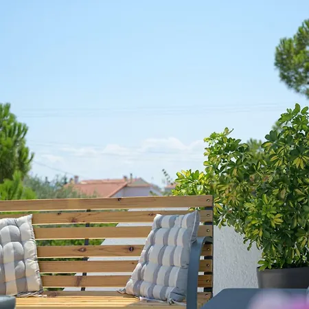 Sgs Luxury Apartman Xilókasztro