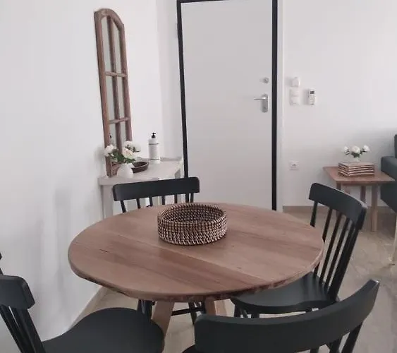 Sgs Luxury Apartman *